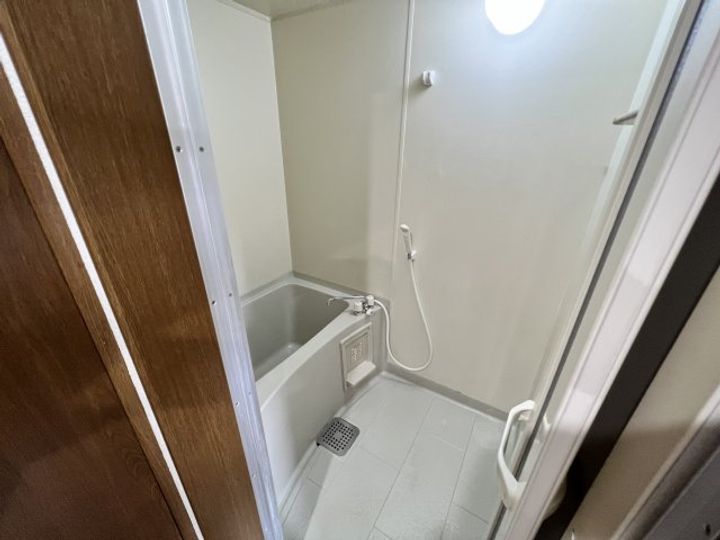 TYハイツ西川田の風呂