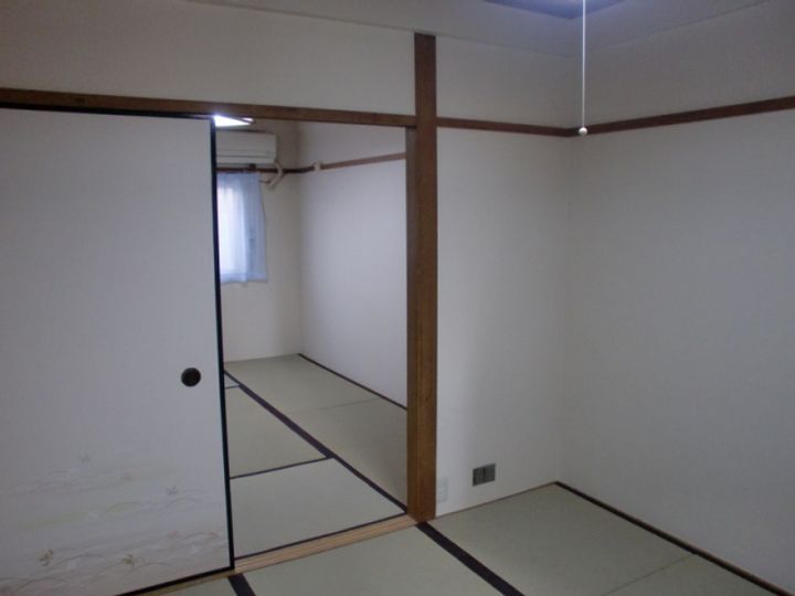 兵庫県西宮市里中町3(マンション)の賃貸物件の居間