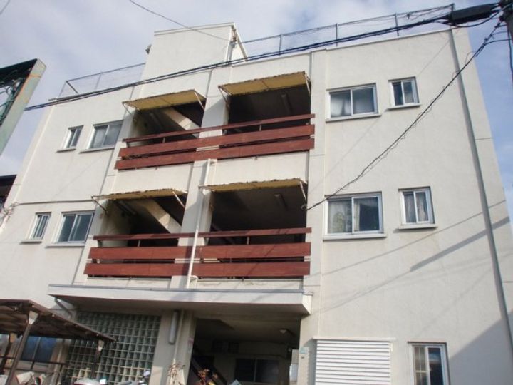 兵庫県西宮市里中町3(マンション)の賃貸物件の外観