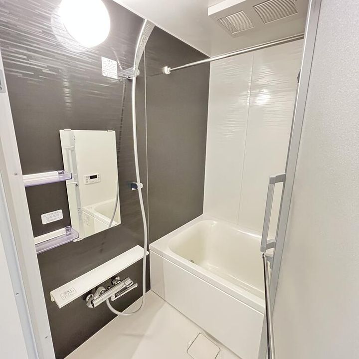 メルヴェーユ東八番丁の風呂