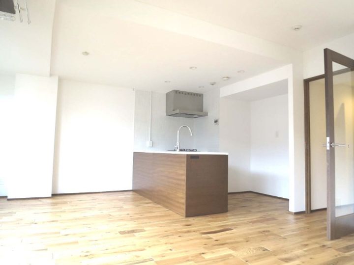 神奈川県川崎市麻生区栗平2(マンション)の賃貸物件の居間