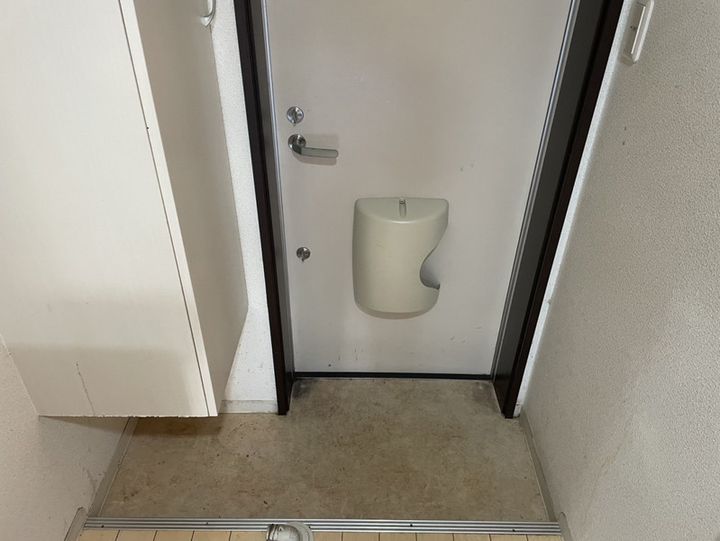 兵庫県三木市福井1(アパート)の賃貸物件の玄関