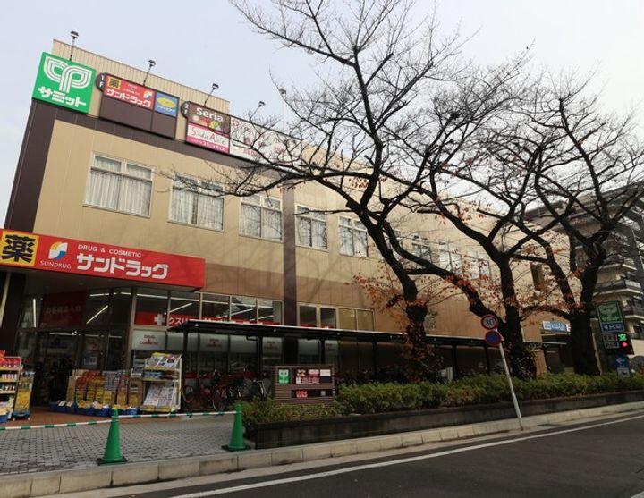 グランシェバリエの周辺