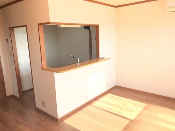 サンコート岐南の居間