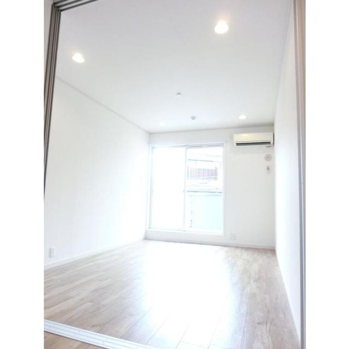 シティハイム平和台の居間