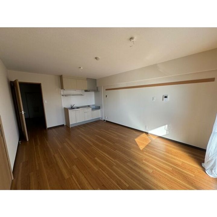 愛知県知多市大草字中道筋(マンション)の賃貸物件の居間