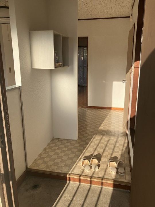 ブランドールの玄関