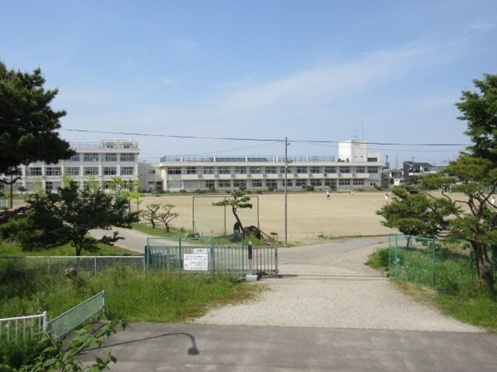 HOPE高砂の周辺