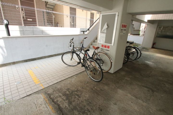 マンションFEASTの地図
