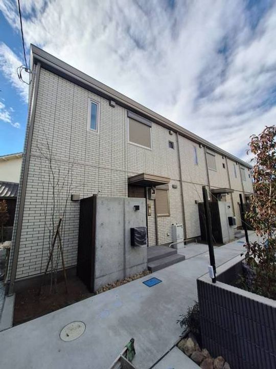 神奈川県藤沢市鵠沼松が岡1(一戸建)の賃貸物件の外観