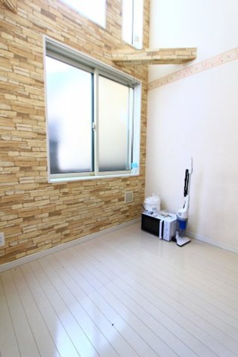 ユナイト保土ヶ谷ペトロフの居間