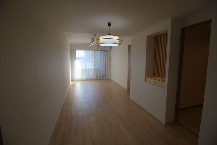 高崎タワー21の居間