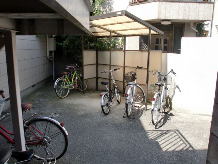 コーポリバーサイドの地図