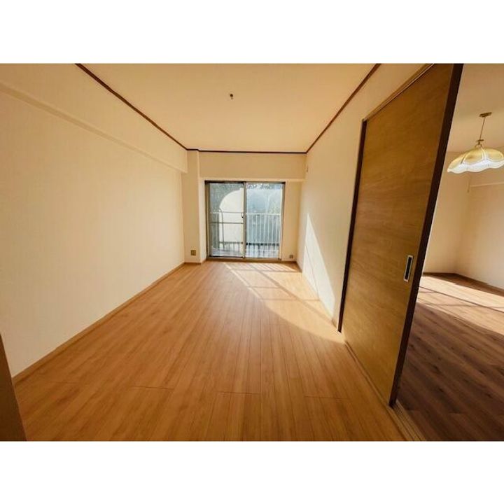 海老名第2スカイハイツの内装