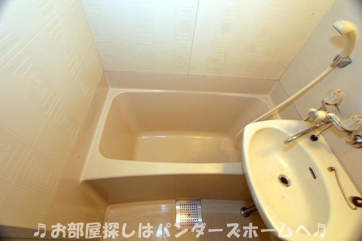 川原ビルの風呂
