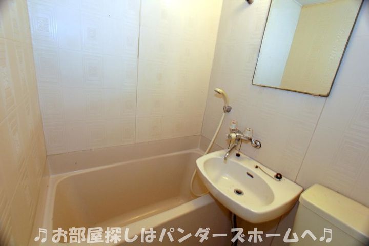 川原ビルの内装