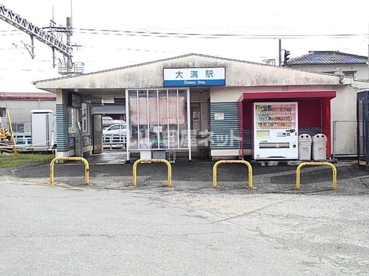 シャーメゾン桑野の周辺