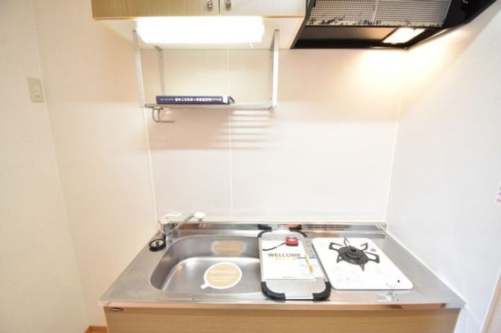 新潟県新潟市秋葉区東島(アパート)の賃貸物件のキッチン