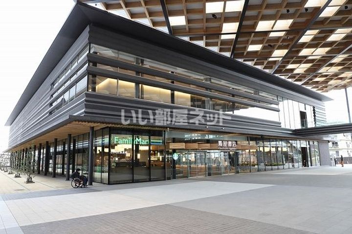 ドムール佐保川の周辺