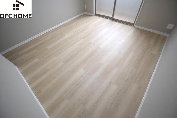 ナディアの内装