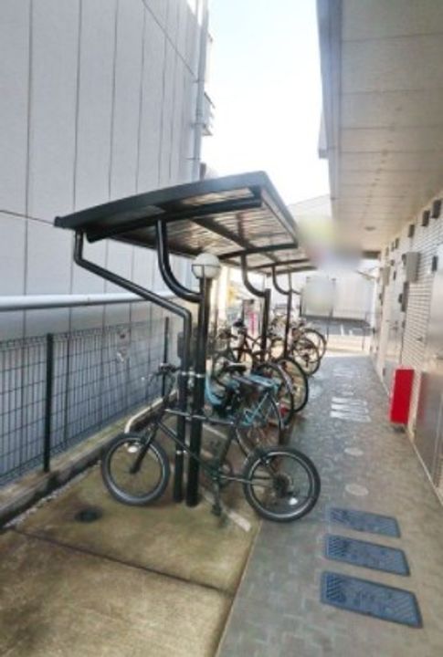 神奈川県横浜市緑区十日市場町(マンション)の賃貸物件の地図