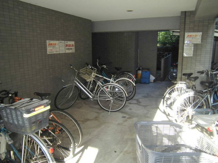 ジュネス石川の地図