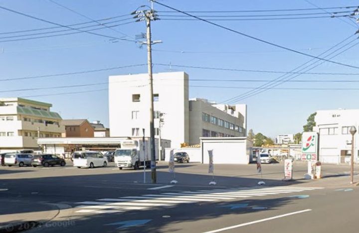 ピネータ天保山の周辺