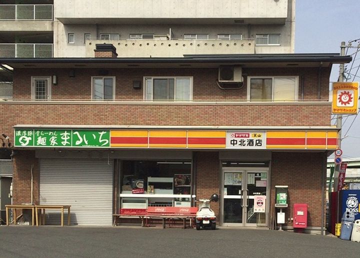 EMIREA日明Iの周辺