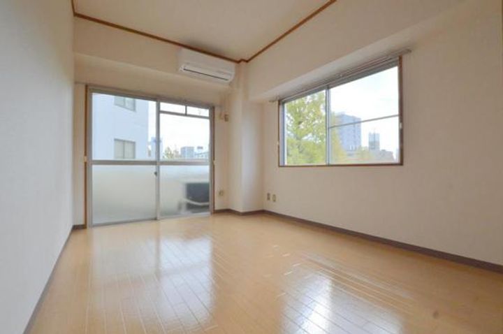 広島県広島市西区観音町(マンション)の賃貸物件の居間