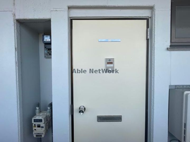 小林ハイツ六軒の地図