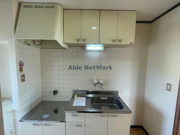 小林ハイツ六軒のキッチン