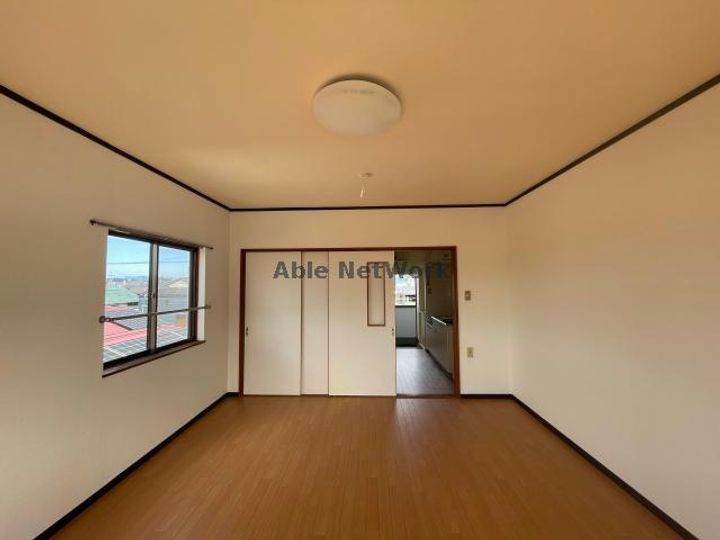 小林ハイツ六軒の居間