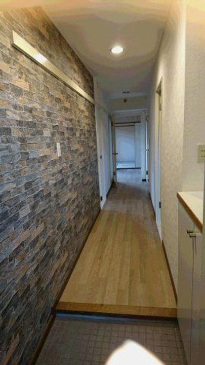 メゾン戸張の玄関