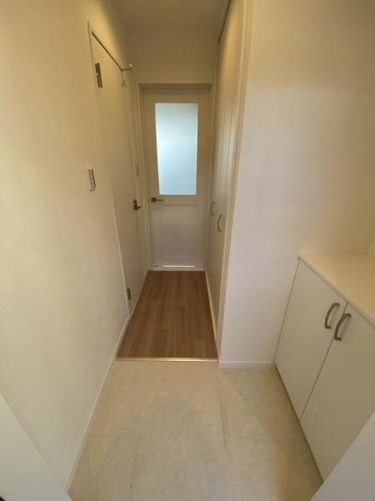 大阪府枚方市出口5(アパート)の賃貸物件の玄関