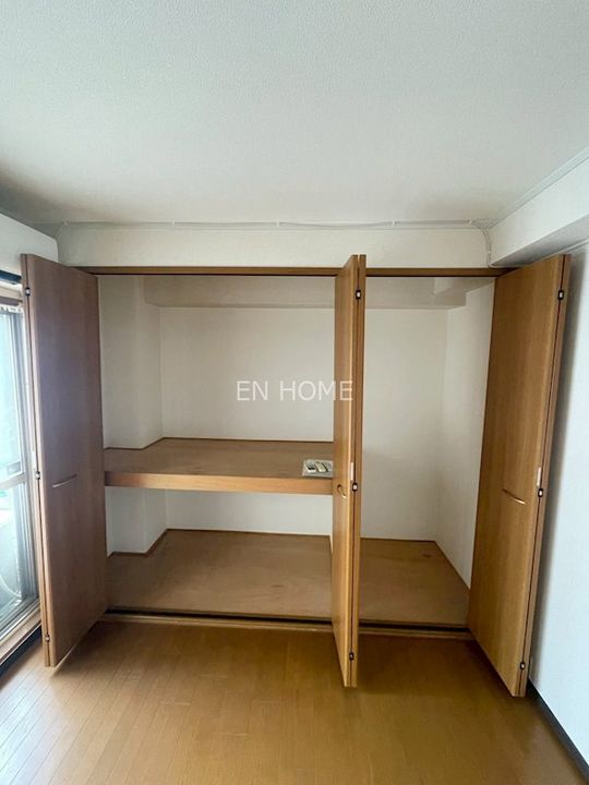 明星合同ハイツの内装