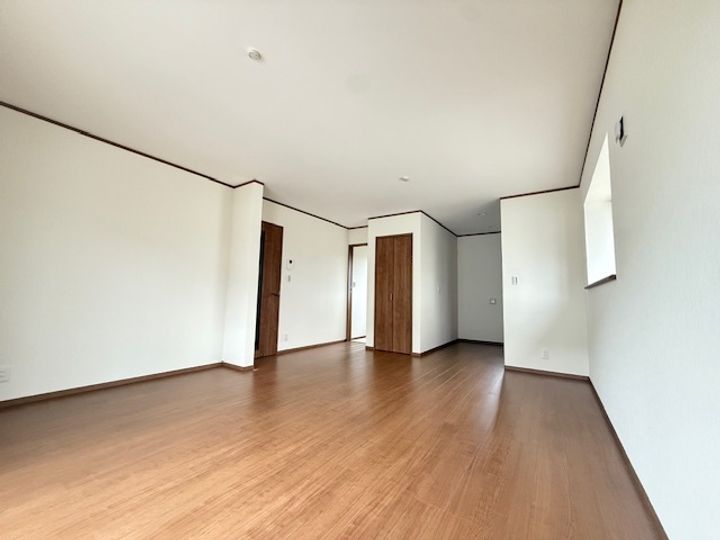 神奈川県大和市下鶴間(一戸建)の賃貸物件の居間