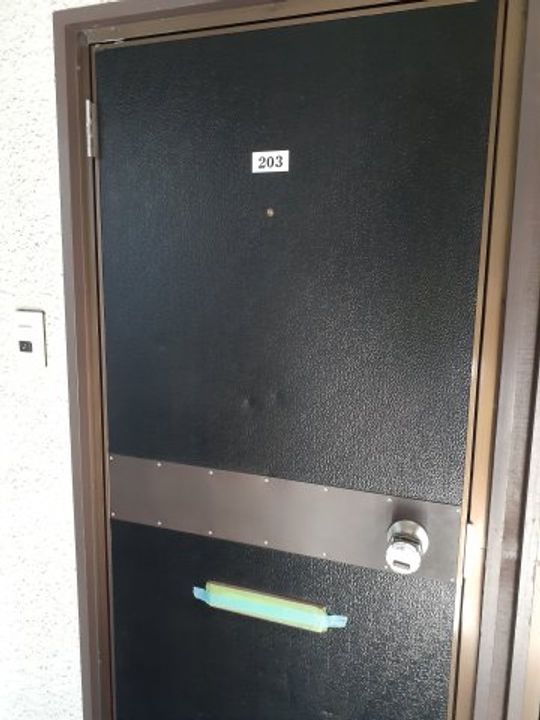 Mプラザ6神明の玄関