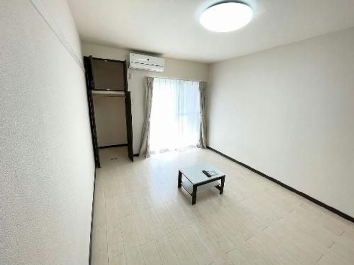 レオネクストラメールの内装