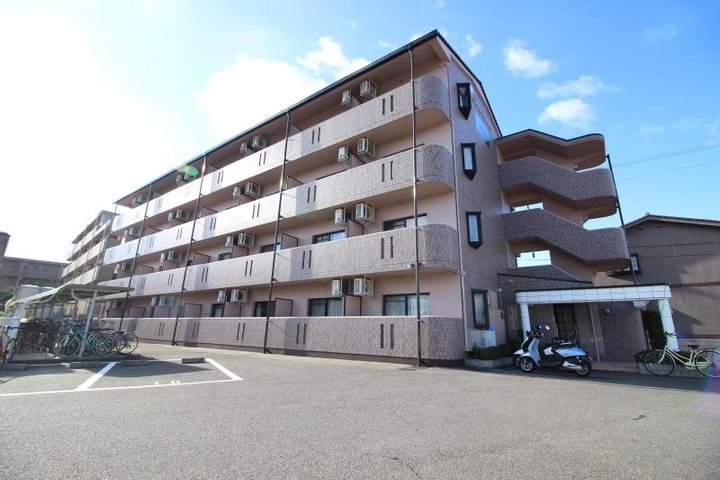 ミレニアムの外観