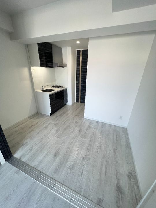 大阪府大阪市生野区中川東2(マンション)の賃貸物件の居間