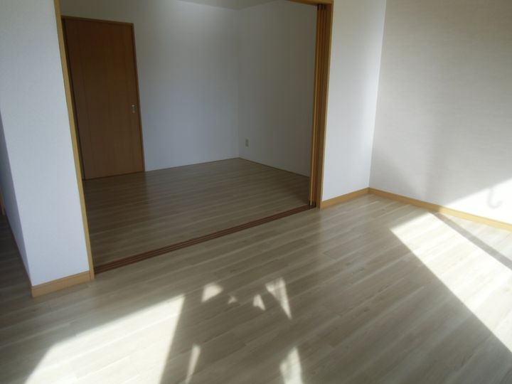 ふじ第2マンション芸濃の内装