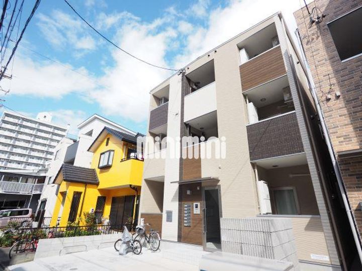 志賀本通ヒルズの外観