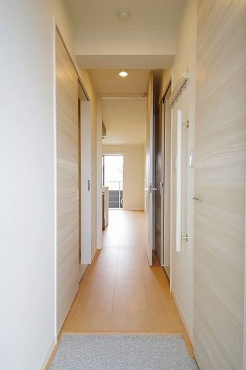 ヴィラーチェ Tの玄関