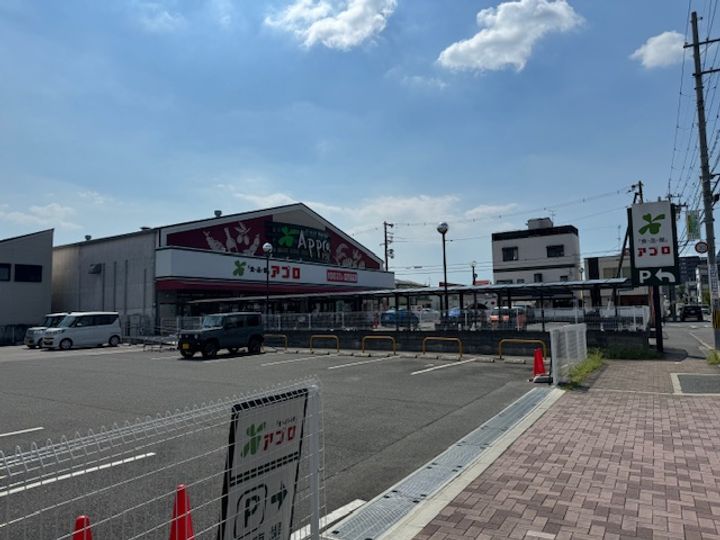 ブルック サイドの周辺