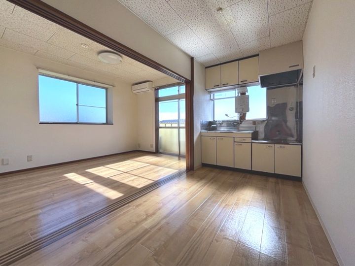 シャイニングハウステディのキッチン