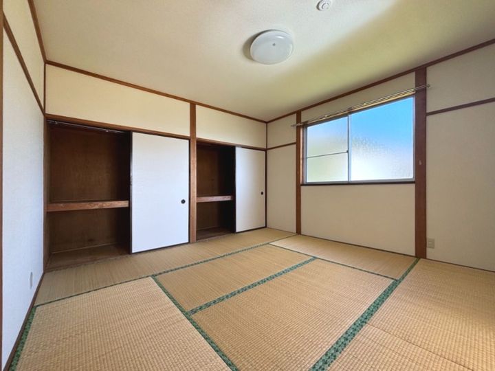 シャイニングハウステディの内装