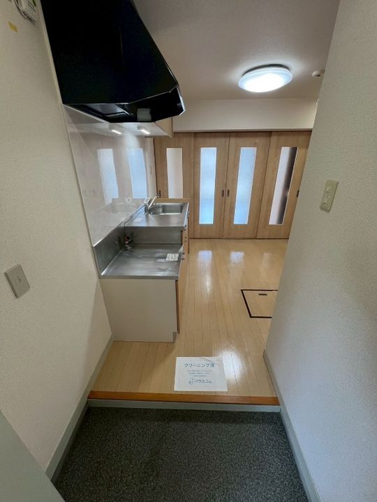 静岡県浜松市中央区萩丘2(マンション)の賃貸物件の玄関