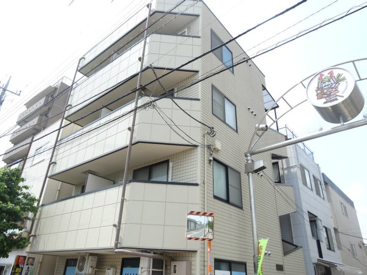 東京都府中市是政5(マンション)の賃貸物件の外観