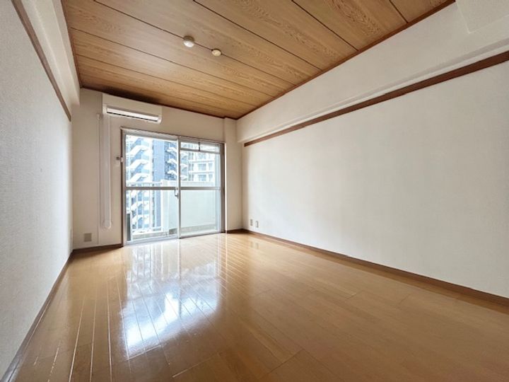 イーストヴィレッジマンションの居間