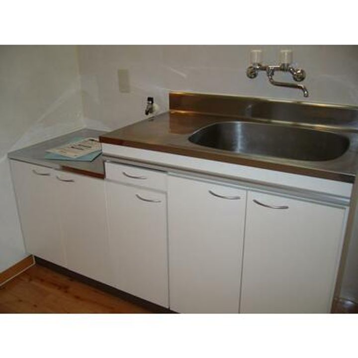 ラフィーネ川西のキッチン